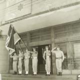 7월 퍼레이드(독립기념일)의 제6보병사단 헌병소대 기수단(구 부산시청) [사진] [건] )1953-08-07)