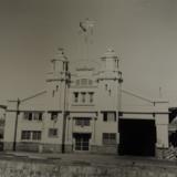 부산 부두의 사령부 건물 [사진] [건] (1953-10-13)